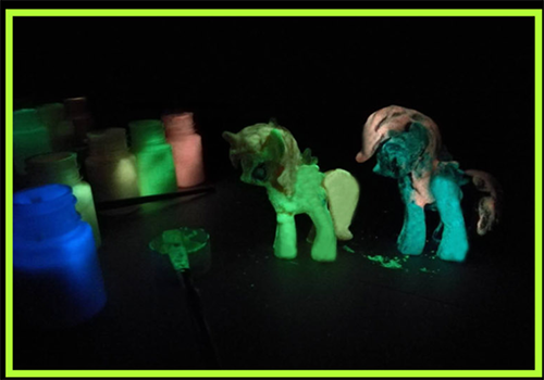 反光漆和熒光漆的區(qū)別